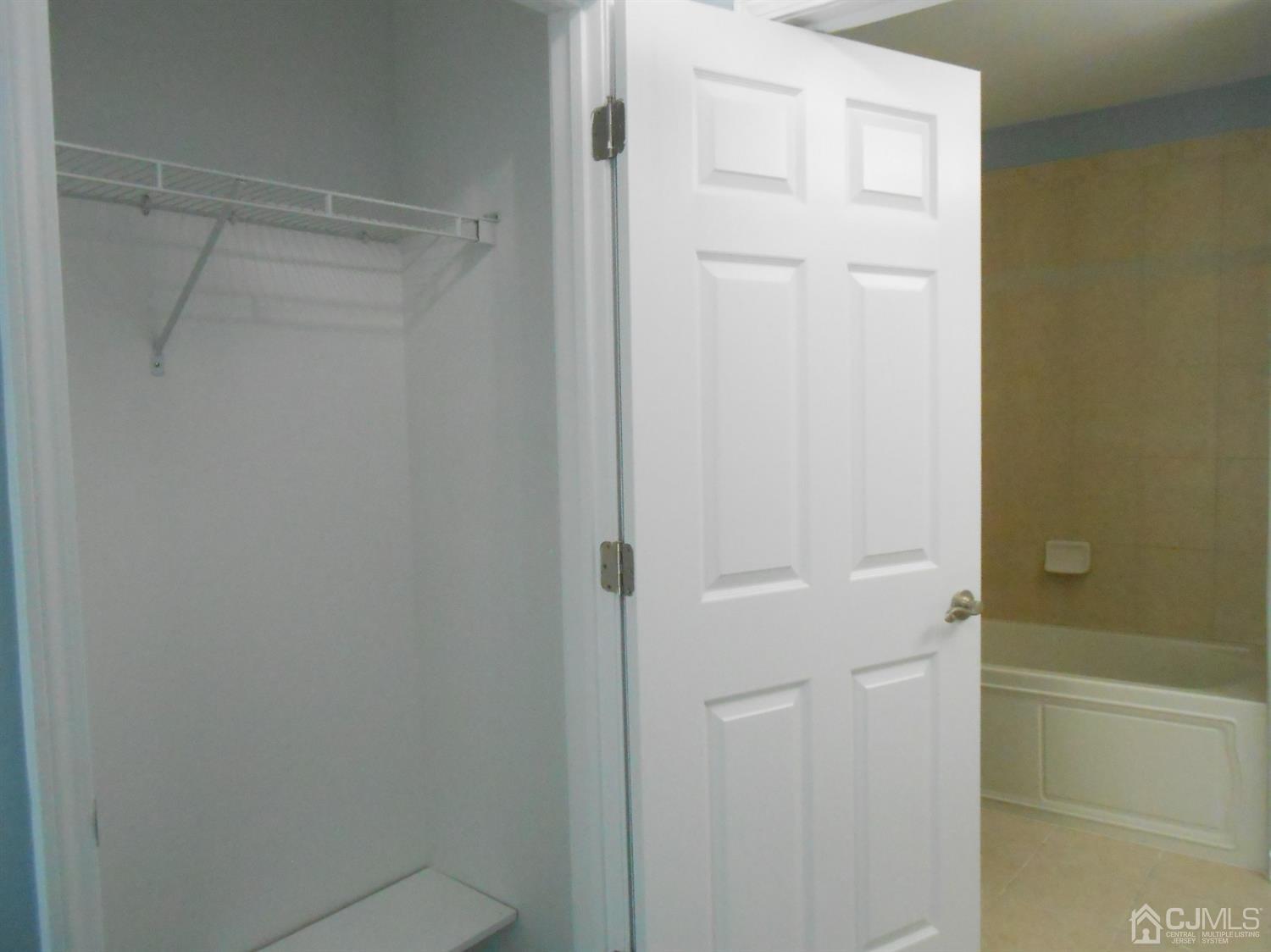 358 Rector Street, Unit A401 Perth Amboy, NJ 08861 - Photo 11 of 19 Gallery Image 11