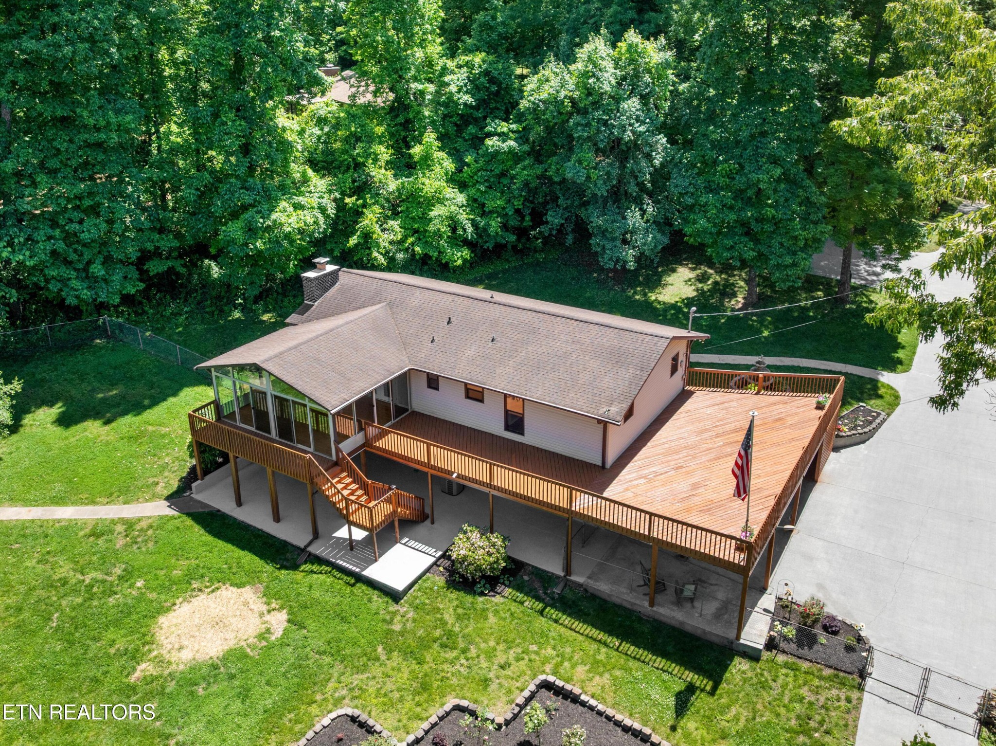 235 South Ridge Road Knoxville, TN 37920 - Photo 3 of 35