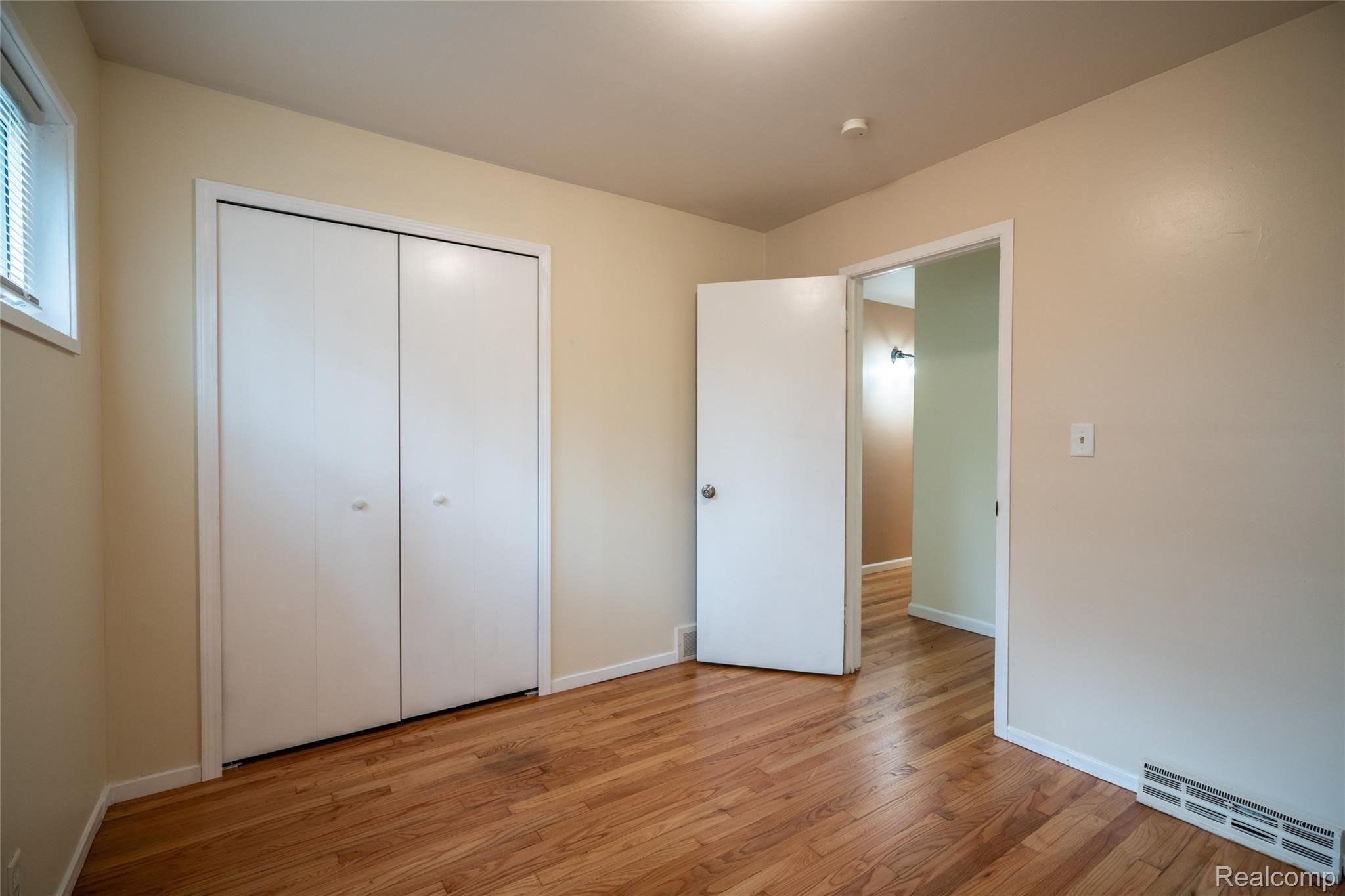 21908 Evergreen Road Southfield, MI 48075 - Photo 25 of 32 Evergreen-22.jpg
