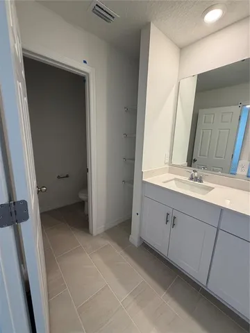 $2,500 | 16298 Bird Of Paradise Avenue, Clermont, FL 34714