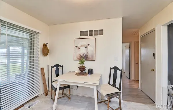 $424,500 | 7164 Windy Valley Lane, Pacific, MO 63069