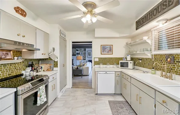 $424,500 | 7164 Windy Valley Lane, Pacific, MO 63069