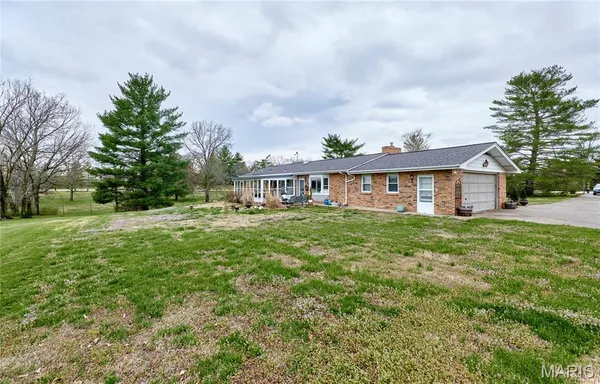 $424,500 | 7164 Windy Valley Lane, Pacific, MO 63069