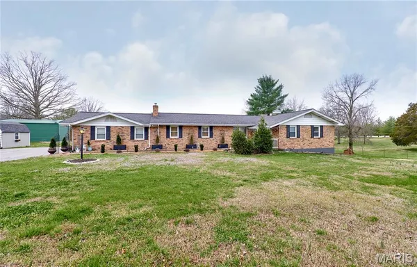 $424,500 | 7164 Windy Valley Lane, Pacific, MO 63069