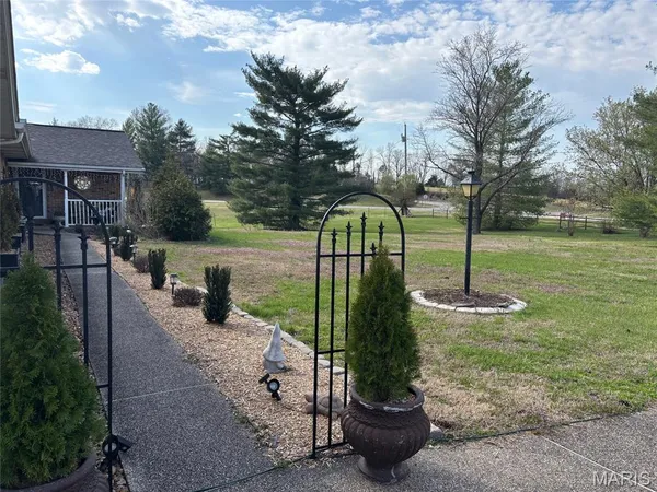 $424,500 | 7164 Windy Valley Lane, Pacific, MO 63069