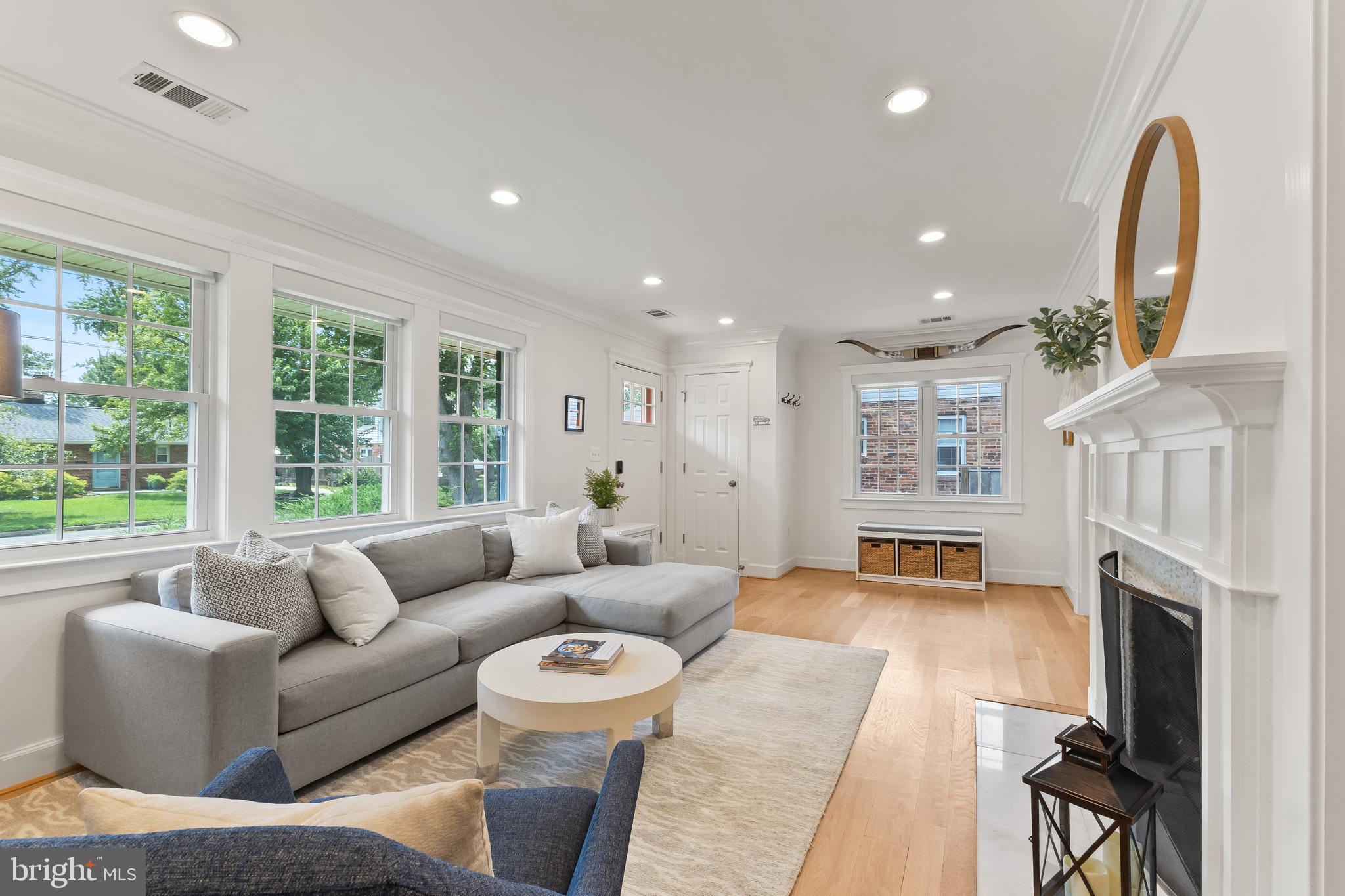 7935 Wellington Road Alexandria, VA 22308 - Photo 11 of 41 Gallery Image 11
