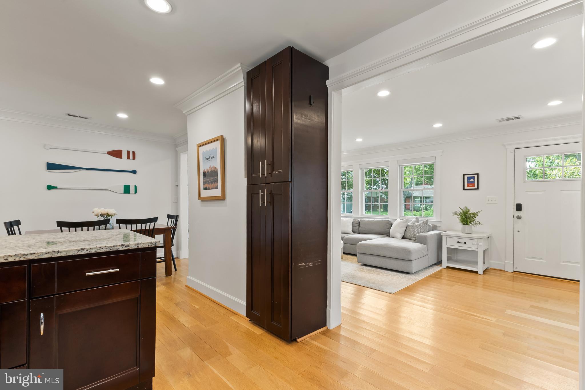 7935 Wellington Road Alexandria, VA 22308 - Photo 16 of 41 Gallery Image 16