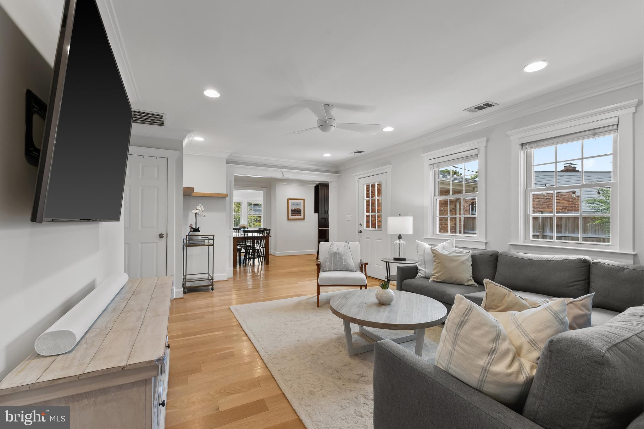 7935 Wellington Road Alexandria, VA 22308 - Photo 22 of 41 Gallery Image 22