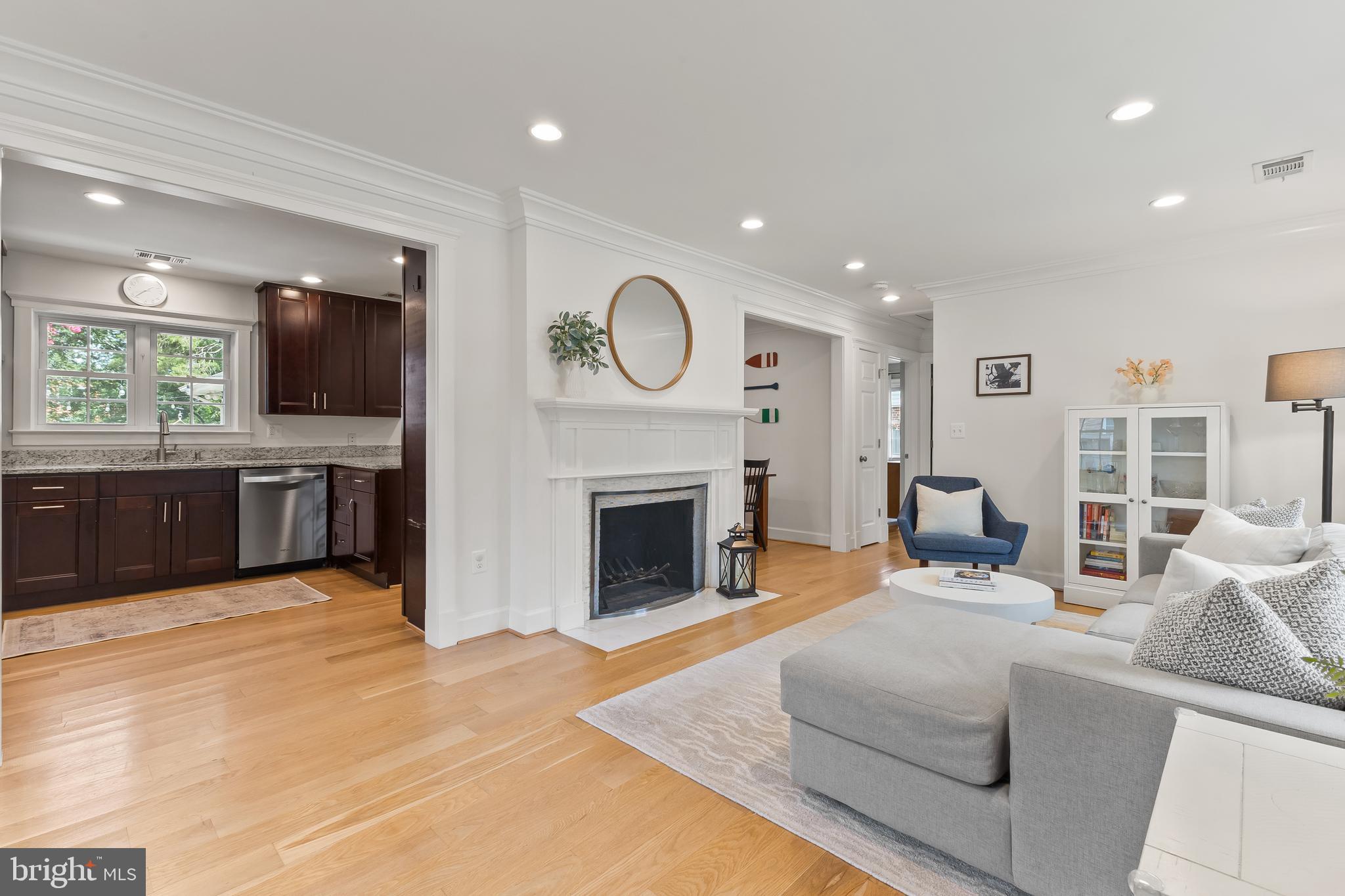 7935 Wellington Road Alexandria, VA 22308 - Photo 3 of 41 Gallery Image 3