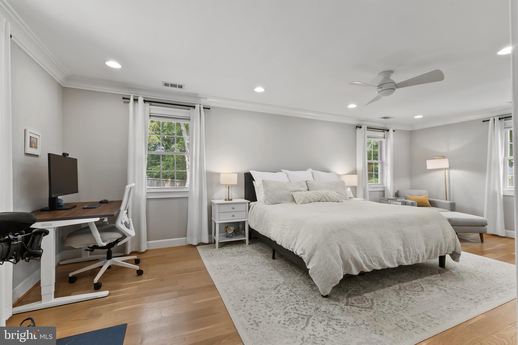 7935 Wellington Road Alexandria, VA 22308 - Photo 6 of 41 Gallery Image 6