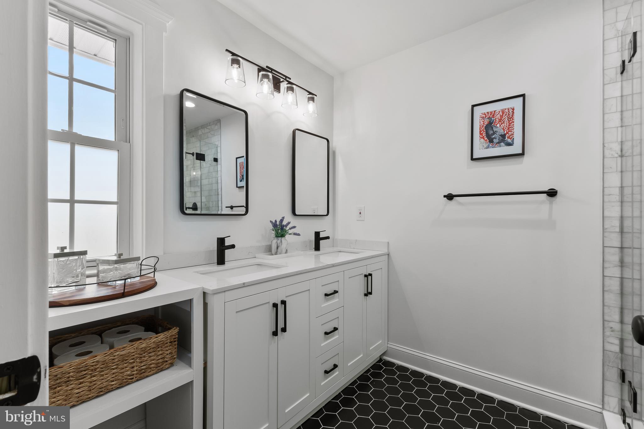 7935 Wellington Road Alexandria, VA 22308 - Photo 7 of 41 Gallery Image 7