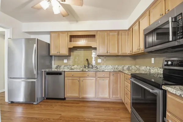 $220,000 | 2288 Bordeaux Walk, Unit D2, Highland, IN 46322