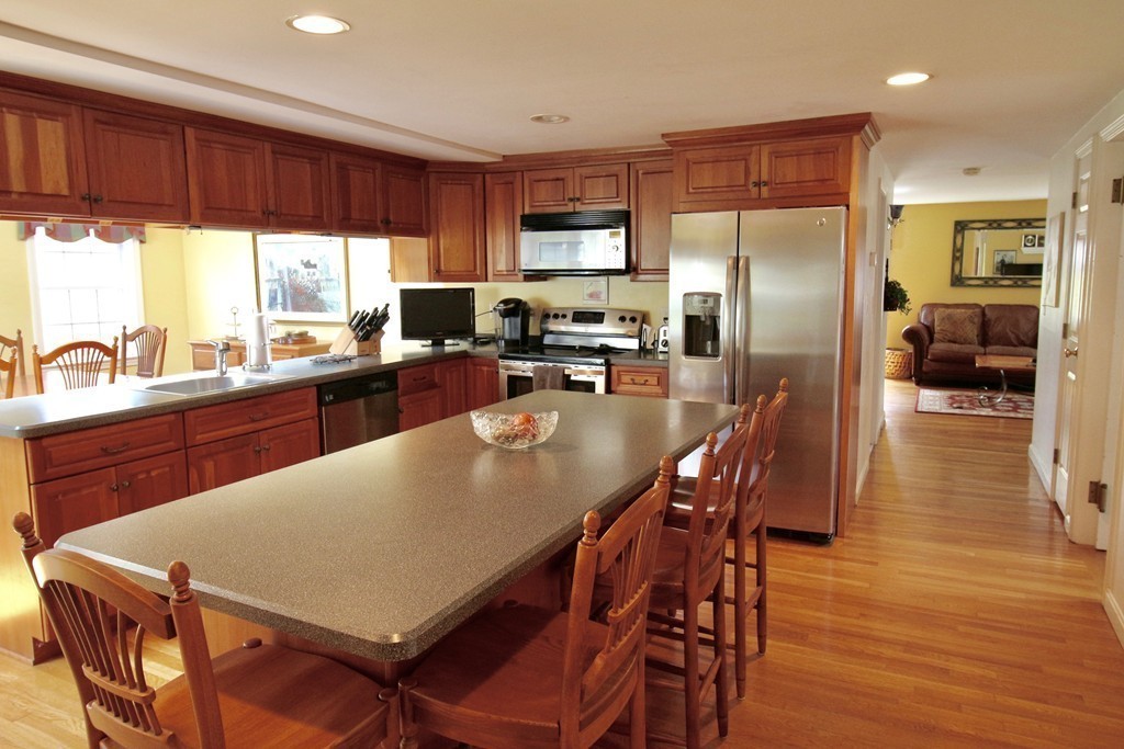 7 Connor Road Beverly, MA 01915 - Photo 11 of 21 Gallery Image 11