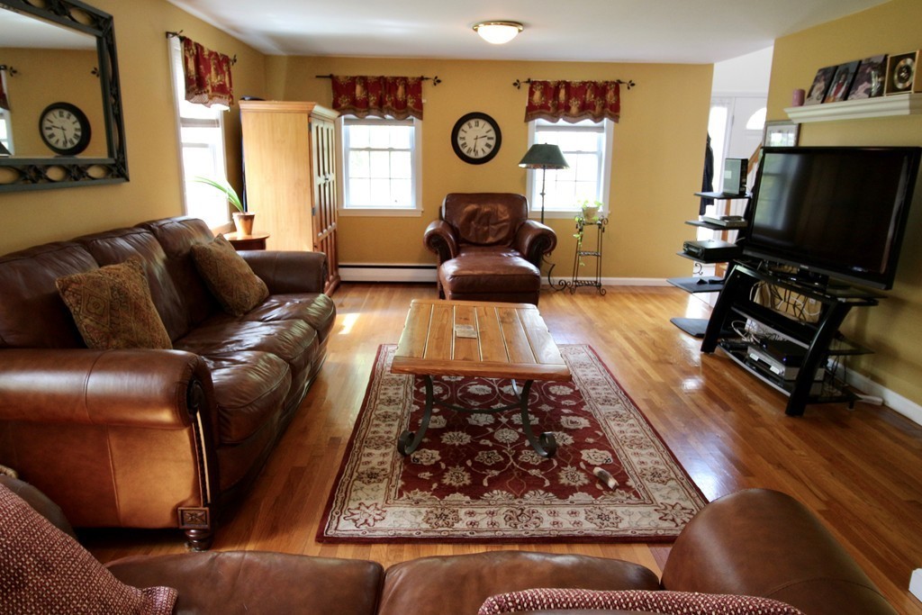 7 Connor Road Beverly, MA 01915 - Photo 6 of 21 Gallery Image 6