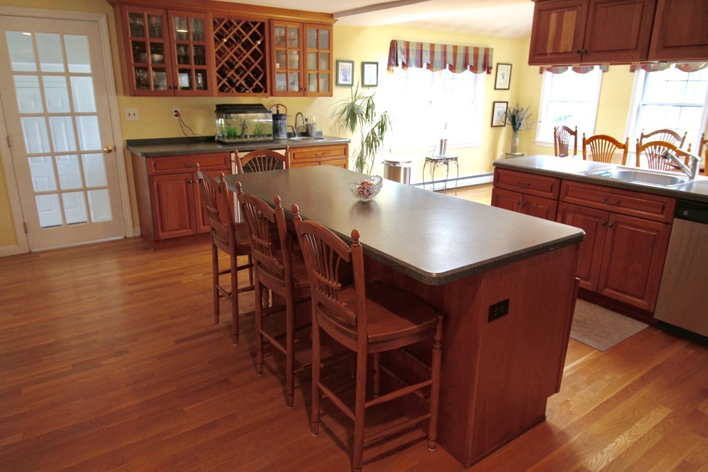 7 Connor Road Beverly, MA 01915 - Photo 7 of 21 Gallery Image 7