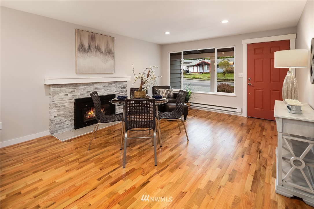 22301 Meridian Avenue South Bothell, WA 98021 - Photo 3 of 19