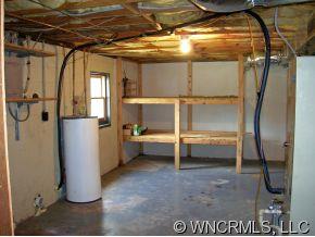 394 Whiteside Road Rutherfordton, NC 28139 - Photo 10 of 12 a view of closet