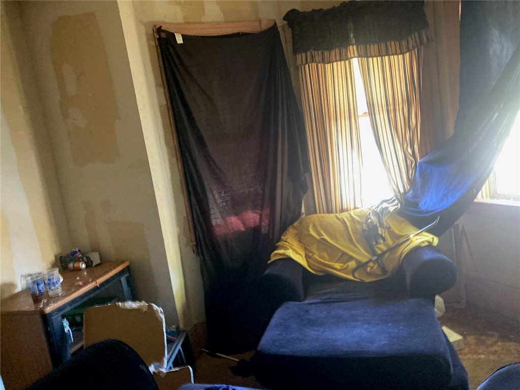 428 Clifford Avenue Rochester, NY 14621 - Photo 3 of 10