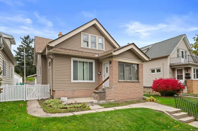 $220,000 | 2065 South 71st Street, West Allis, WI 53219