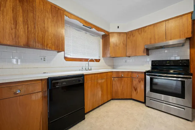 $220,000 | 2065 South 71st Street, West Allis, WI 53219