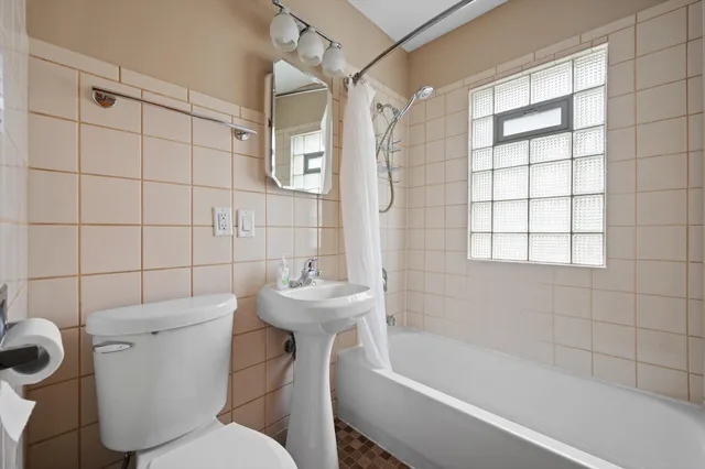 $220,000 | 2065 South 71st Street, West Allis, WI 53219