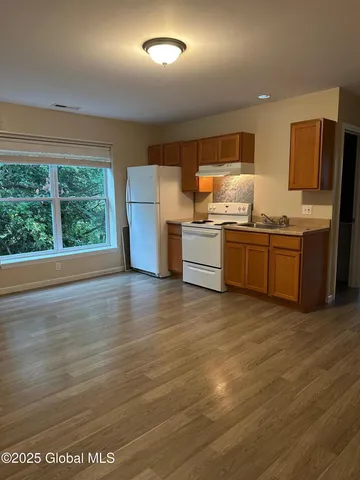 $825,000 | 50-52 Gates Avenue, Victory, NY 12871