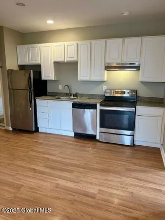$825,000 | 50-52 Gates Avenue, Victory, NY 12871