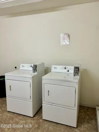 $825,000 | 50-52 Gates Avenue, Victory, NY 12871