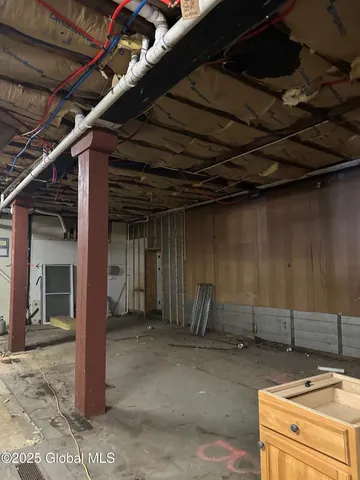 $825,000 | 50-52 Gates Avenue, Victory, NY 12871