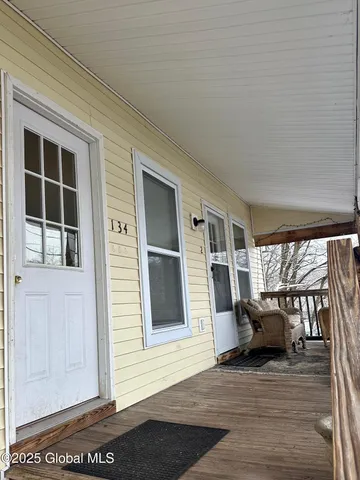 $825,000 | 50-52 Gates Avenue, Victory, NY 12871