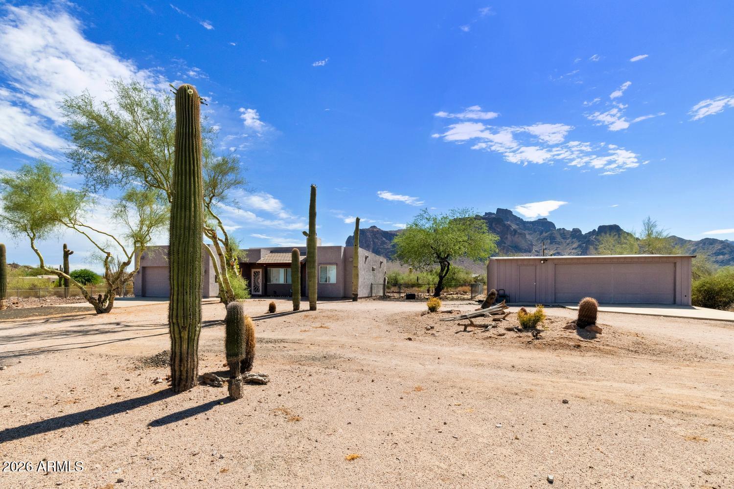 1775 North Mountain View Road Apache Junction, AZ 85119 - Photo 2 of 57 Workshop
