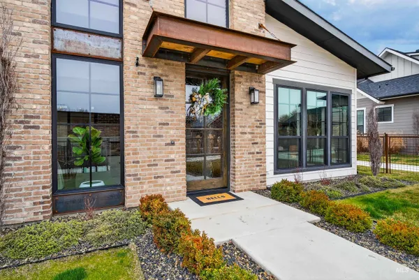 $975,000 | 2526 West Rustic Forge Street, Eagle, ID 83616