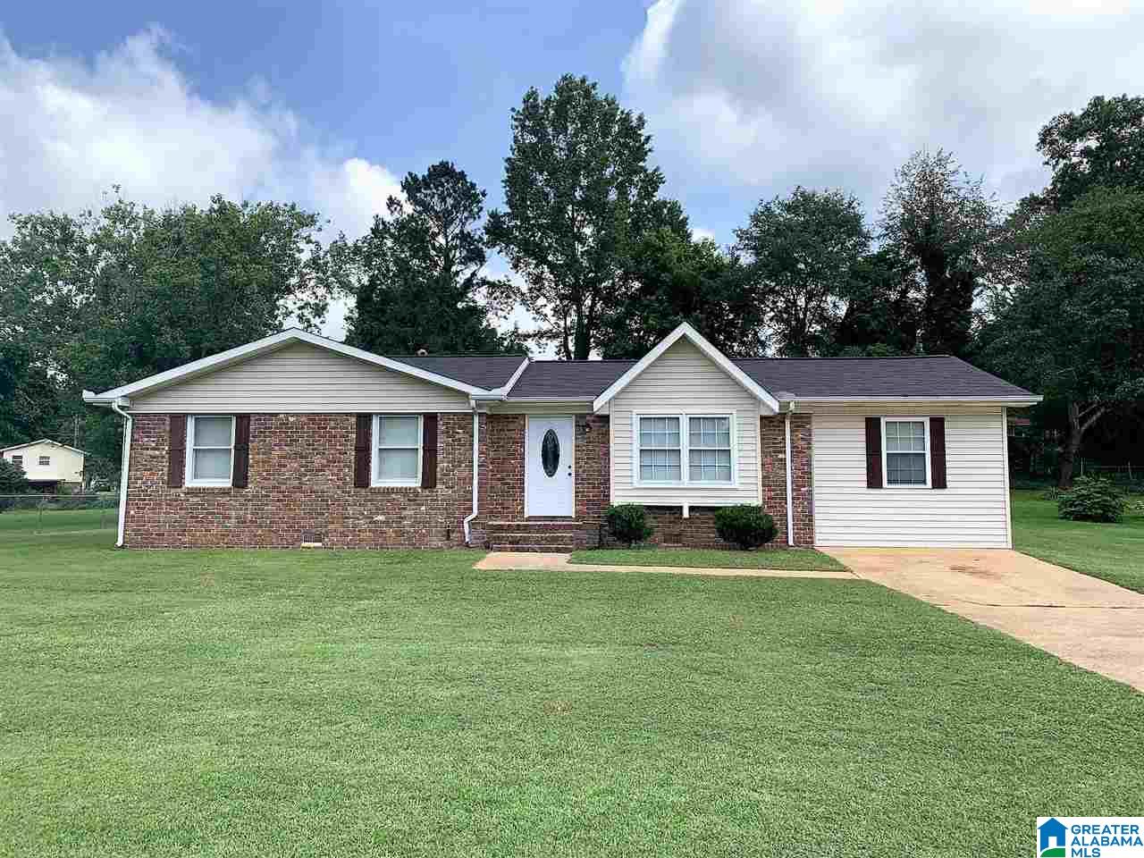 3909 Bramble Road Anniston, AL 36207 - Photo 2 of 29