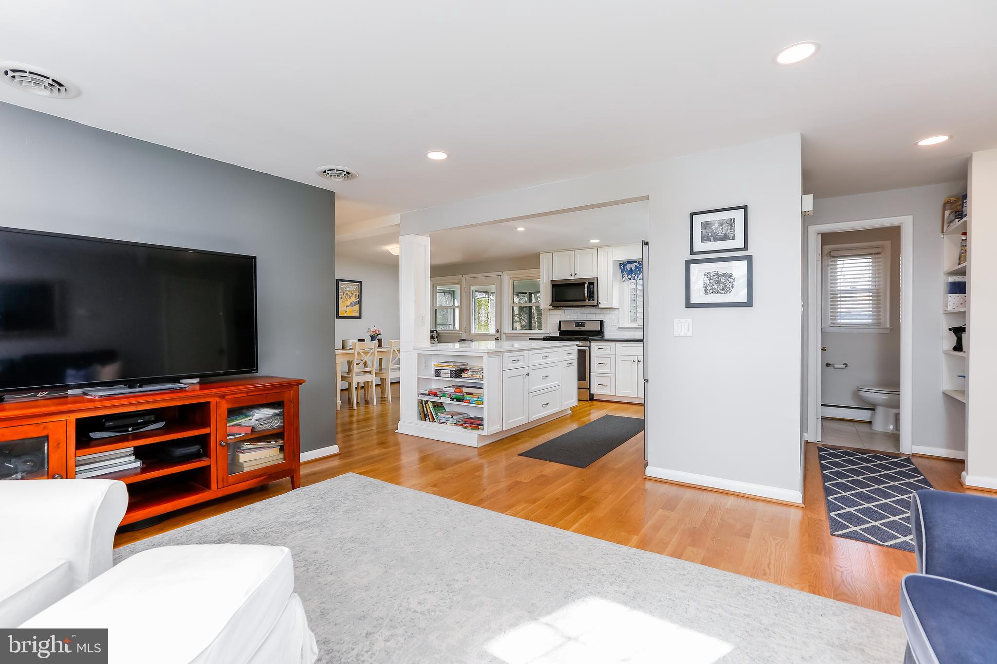 206 Eastspring Road Lutherville-Timonium, MD 21093 - Photo 13 of 39 Gallery Image 13