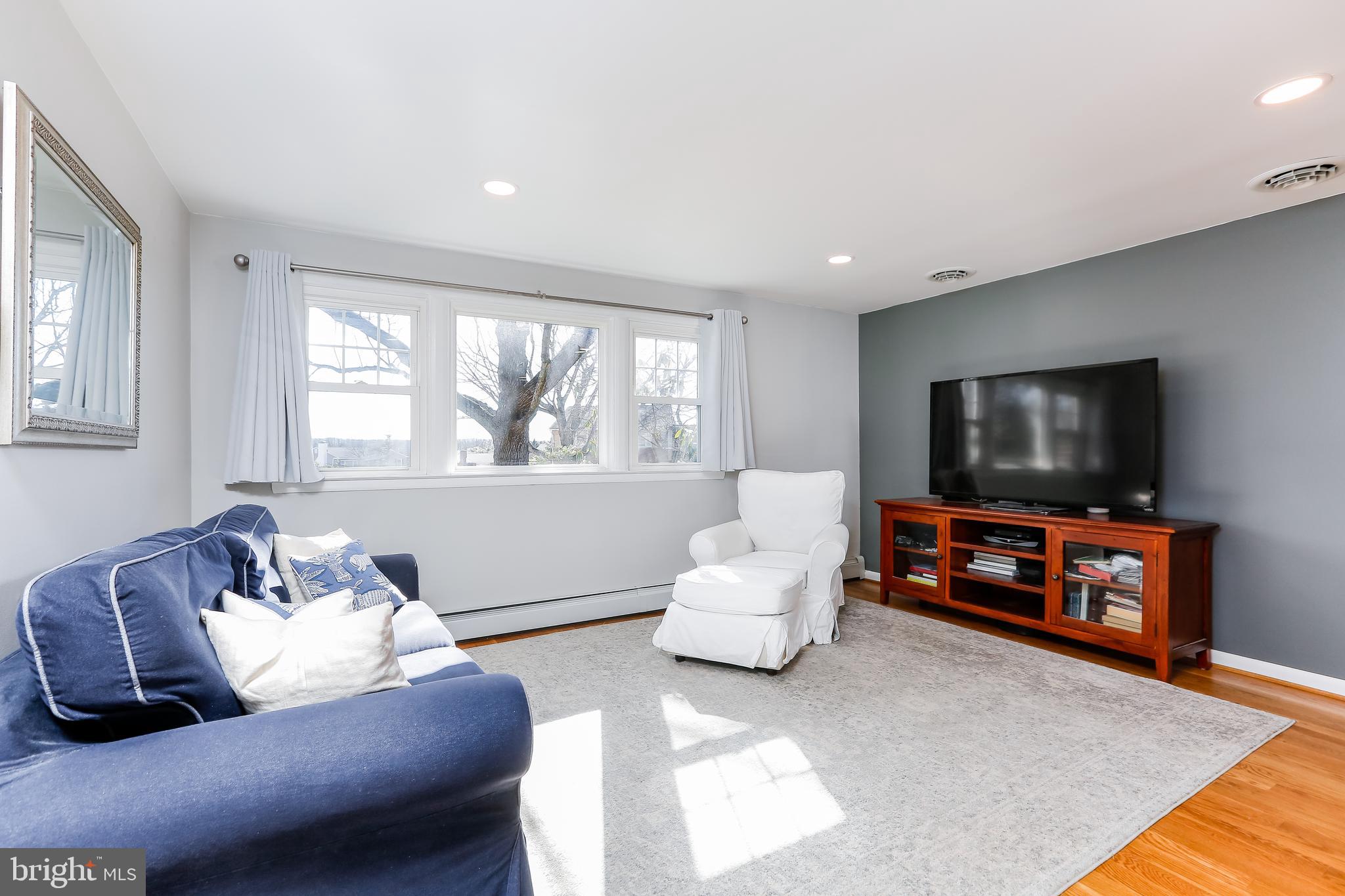 206 Eastspring Road Lutherville-Timonium, MD 21093 - Photo 14 of 39 Gallery Image 14