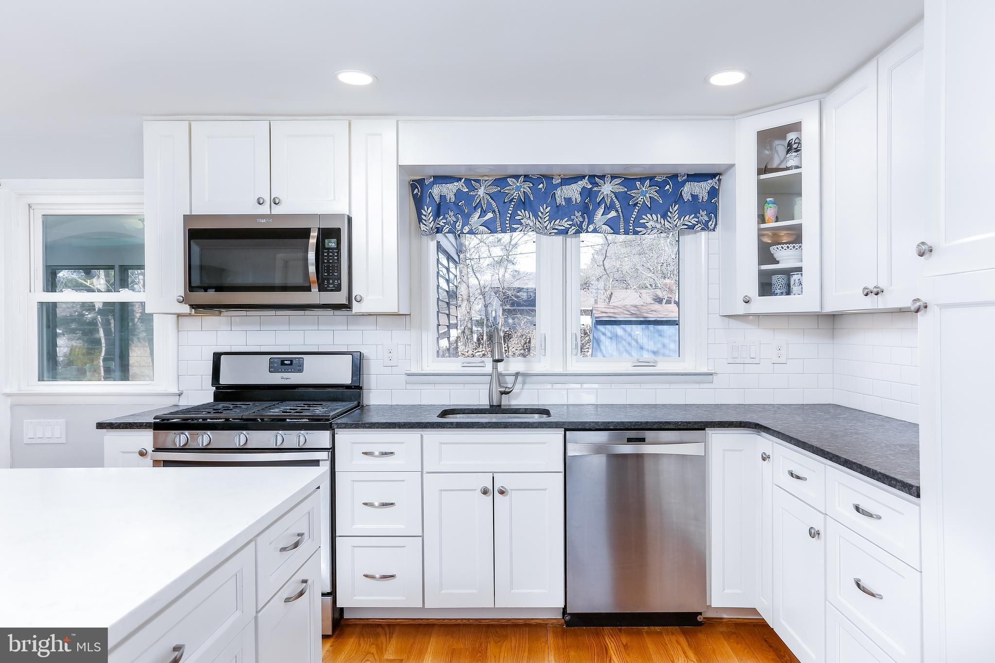 206 Eastspring Road Lutherville-Timonium, MD 21093 - Photo 4 of 39 Gallery Image 4