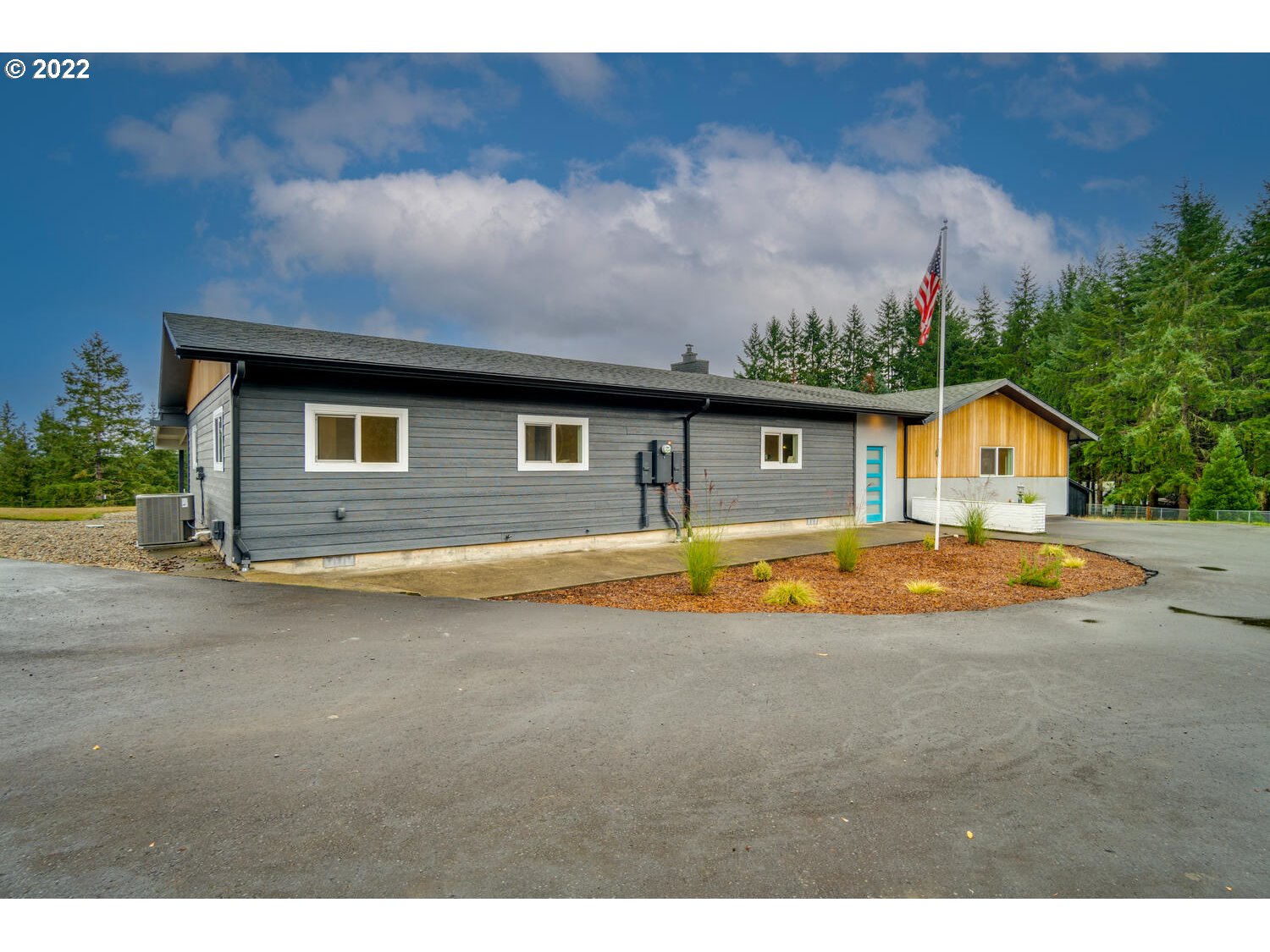 155 Estes Road Castle Rock, WA 98611 - Photo 1 of 32 Gallery Image 1