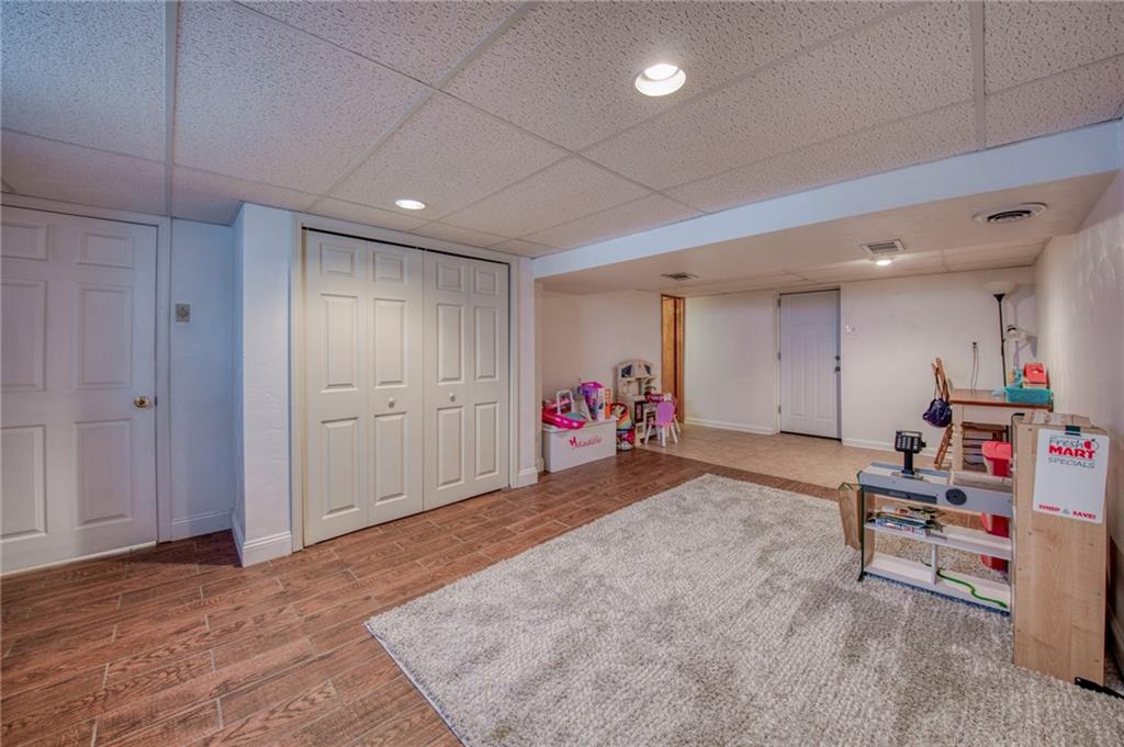 902 Foster Street Clairton, PA 15025 - Photo 23 of 45