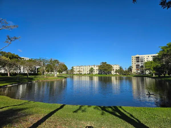 $1,995 | 2217 Cypress Island Drive, Unit 708, Pompano Beach, FL 33069