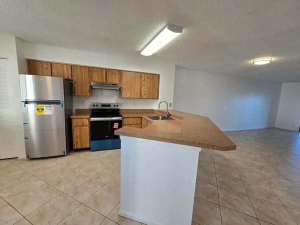 $2,500 | 2217 Cypress Island Drive, Unit 708, Pompano Beach, FL 33069