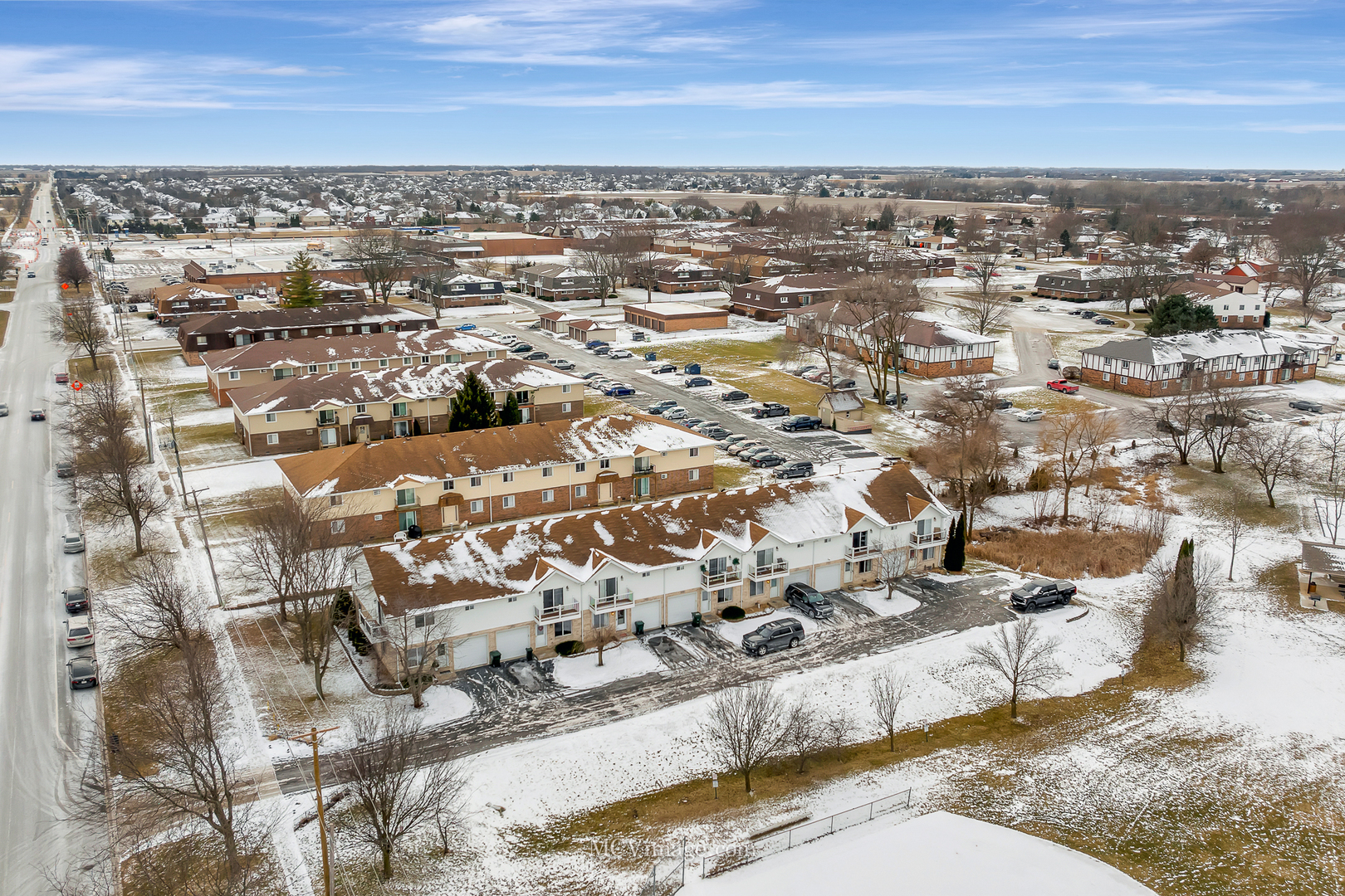 1687 Nelson Road New Lenox, IL 60451 - Photo 6 of 39 an aerial view of residential houses with outdoor space