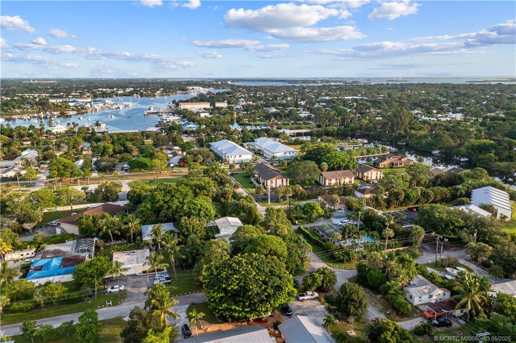 4885 Southeast Capstan Avenue, Unit E27 Stuart, FL 34997 - Photo 36 of 40 a view of a city