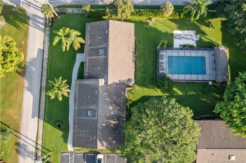 4885 Southeast Capstan Avenue, Unit E27 Stuart, FL 34997 - Photo 5 of 40