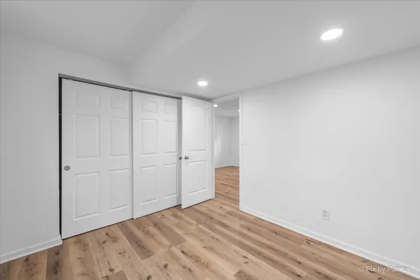 $359,900 | 765 Dartmoor Drive, Crystal Lake, IL 60014