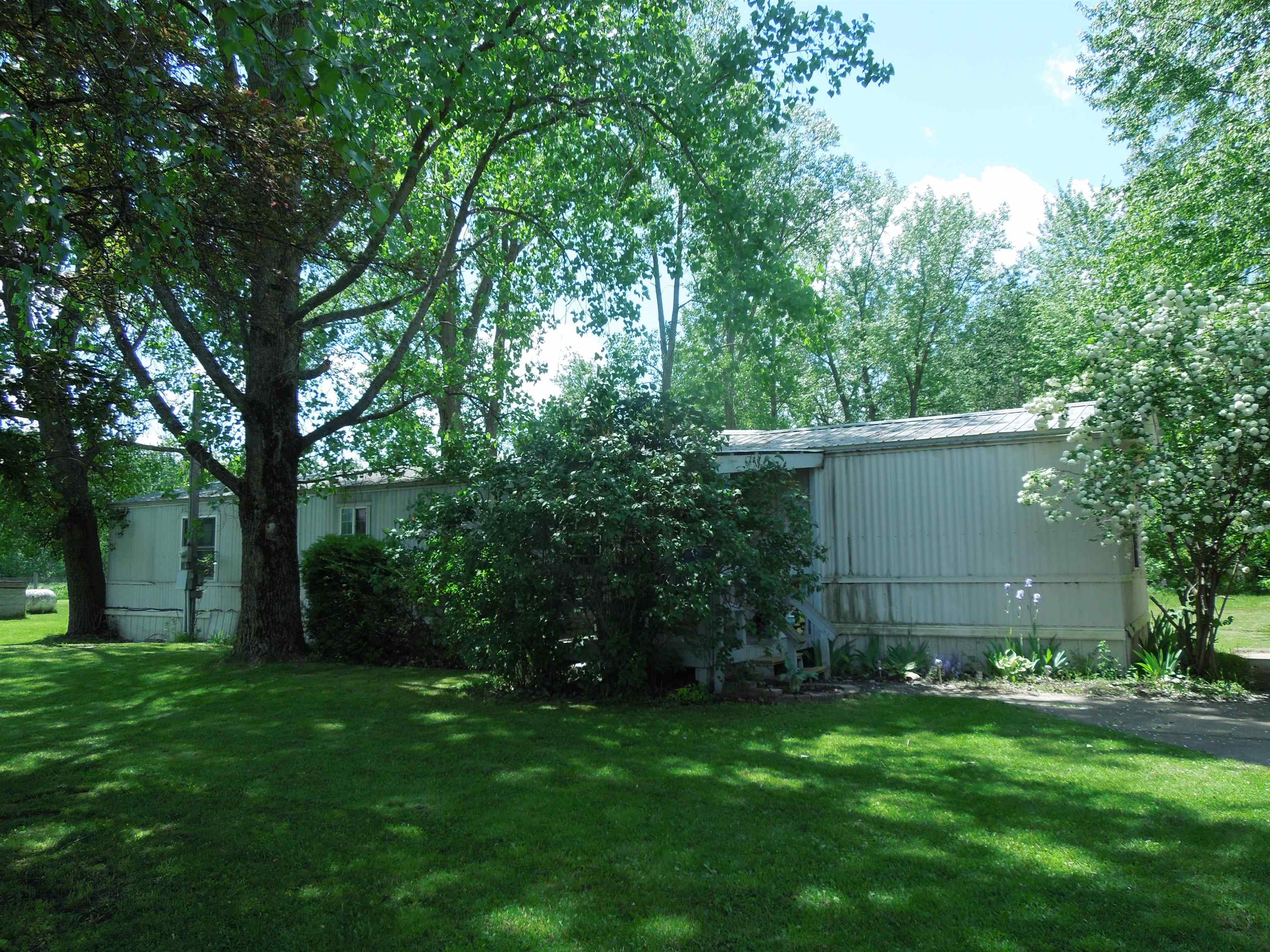 3560 Long Road Beaverton, MI 48612 - Photo 2 of 26