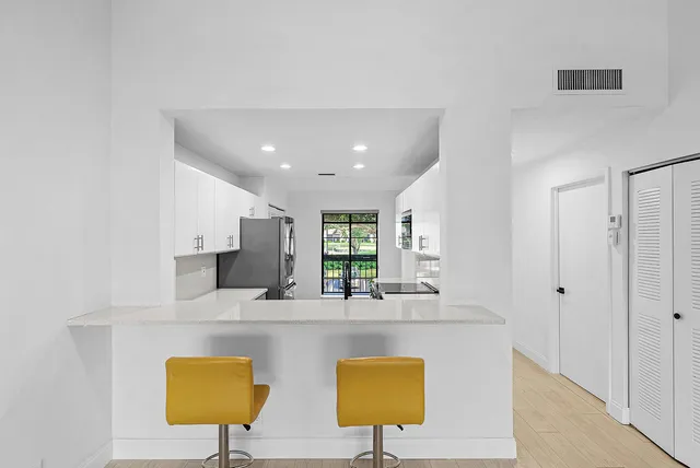 $2,700 | 5054 Golfview Court, Unit 1525, Delray Beach, FL 33484