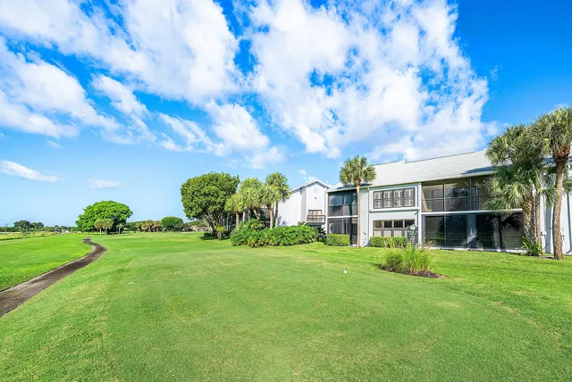 $2,700 | 5054 Golfview Court, Unit 1525, Delray Beach, FL 33484