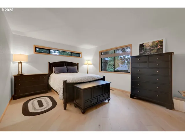 $799,900 | 2590 Bowmont Drive, Eugene, OR 97405