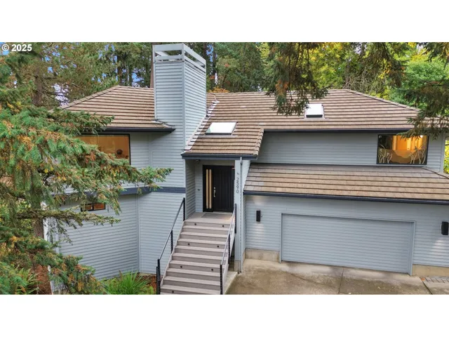 $799,900 | 2590 Bowmont Drive, Eugene, OR 97405