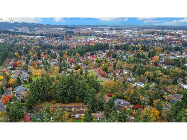 $799,900 | 2590 Bowmont Drive, Eugene, OR 97405